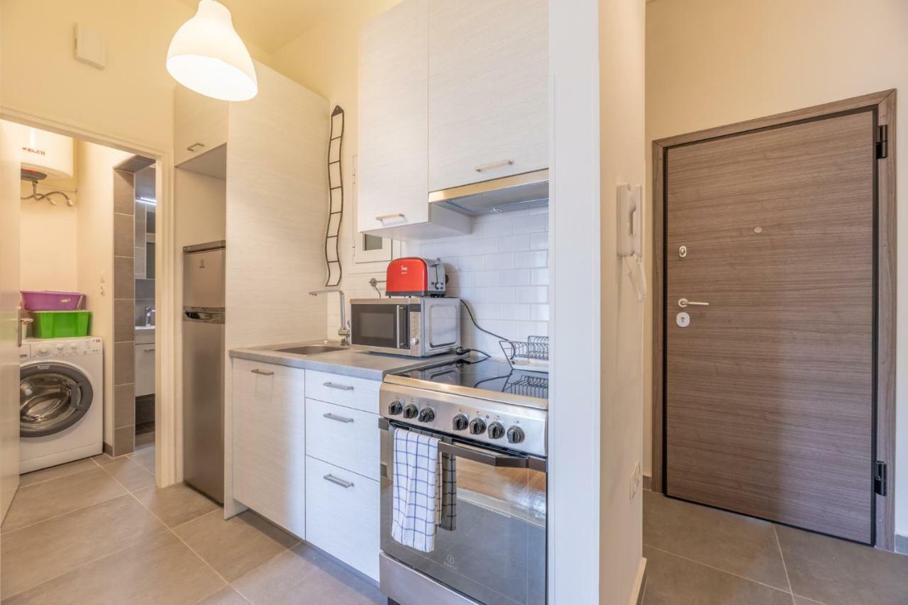 Top Sightseeing 3Rd Floor Studio On A Paved Road! Atenas Exterior foto